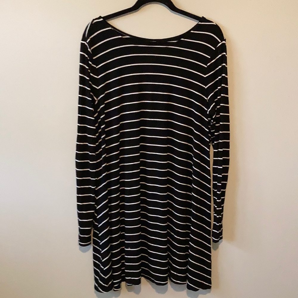 Long sleeve striped old navy dress